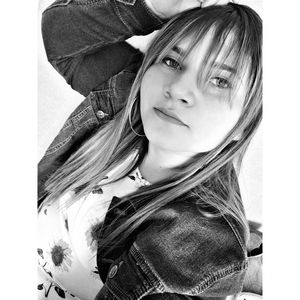 Meet your Posher, Mariie